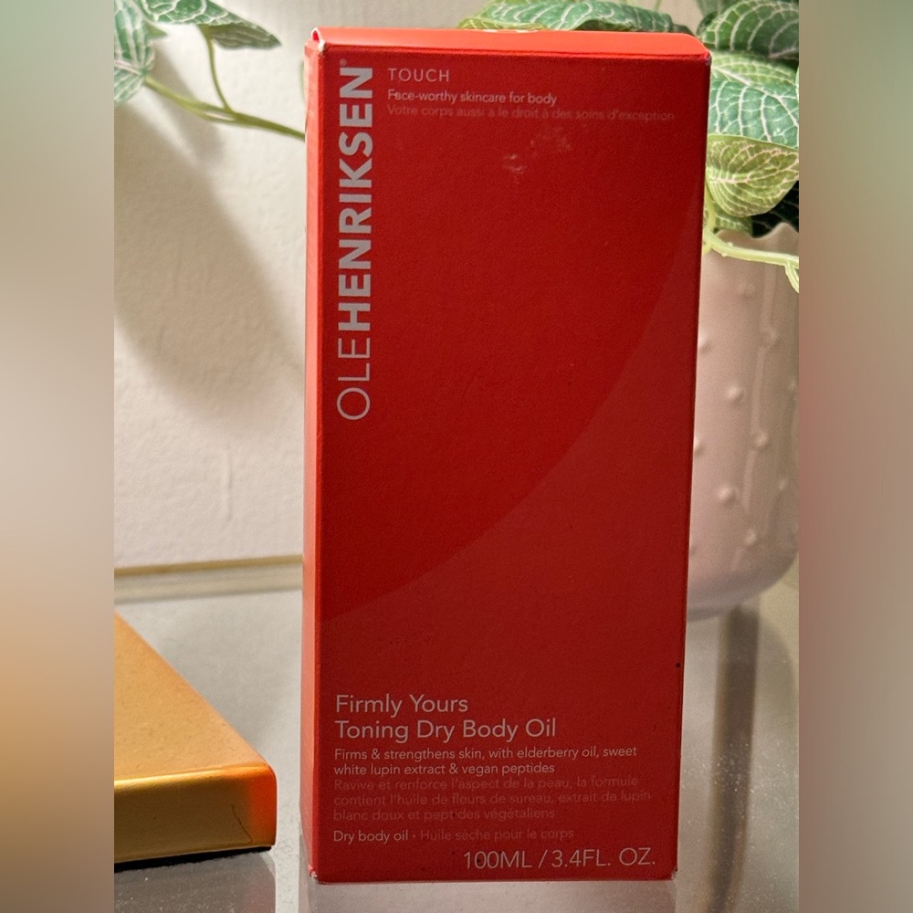 Firmly Yours Toning Dry Body Oil Ole Henriksem new in box